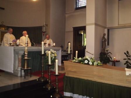 Lezing van het Evangelie door Louis Stultins